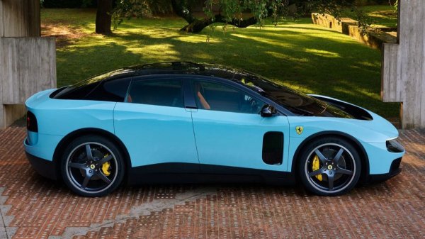 Электромобиль Ferrari Luce полностью рассекречен