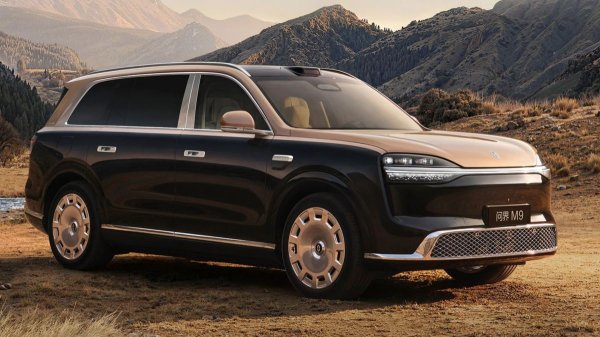 Обновленный кроссовер Aito M9 полностью рассекречен Обновленный кроссовер Aito M9 полностью рассекречен