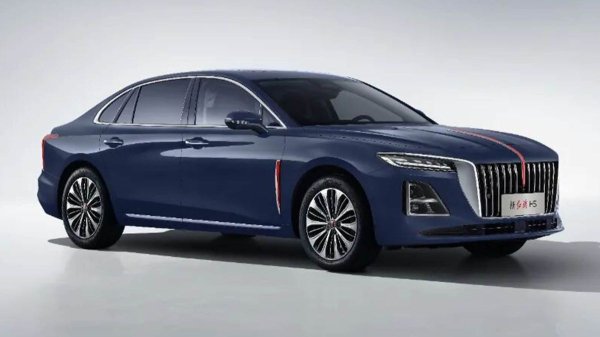 Седан Hongqi H5 и минивэн HQ9 обновились в Китае