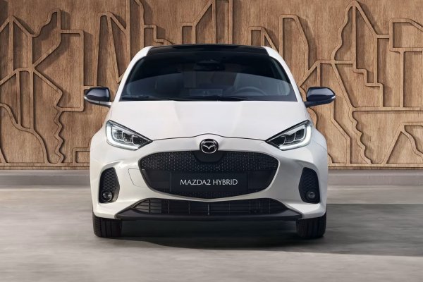 Mazda 2 Hybrid обновилась и вытеснила бензиновую версию из Европы