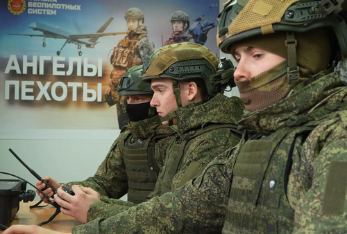 Мечта о небе с джойстиком в руках: ростовский студент выбрал службу в войсках БпС Мечта о небе с джойстиком в руках: ростовский студент выбрал службу в войсках БпС