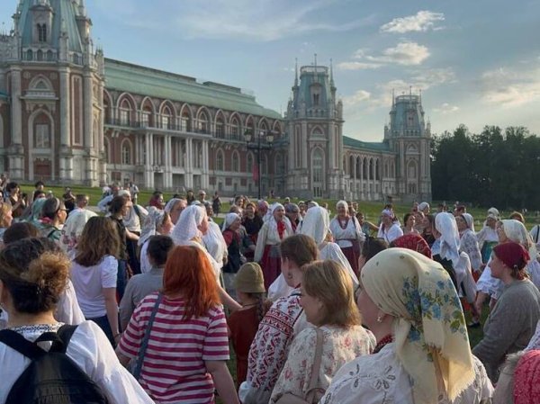 «Стрелу» проводили всем парком: гнесинцы оживили древнюю традицию