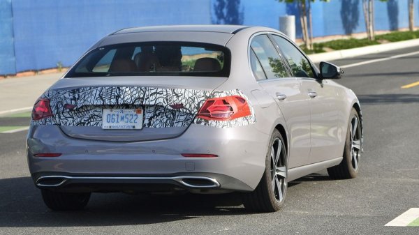 На подходе обновленный Mercedes-Benz C-класса На подходе обновленный Mercedes-Benz C-класса