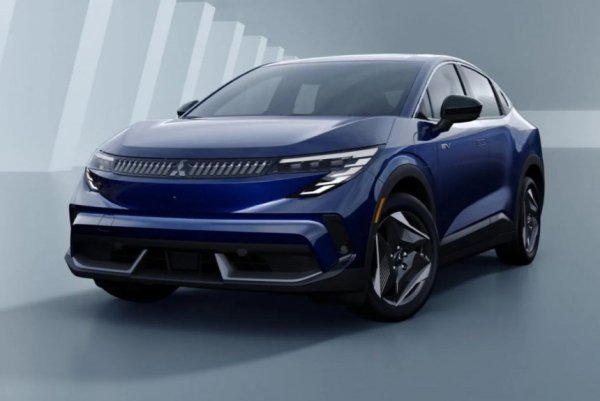 Электромобиль Mitsubishi Eclipse Sportback: первый показ Электромобиль Mitsubishi Eclipse Sportback: первый показ