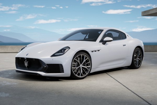 После кризиса продаж: Maserati обновила GranTurismo, GranCabrio и кроссовер Grecale