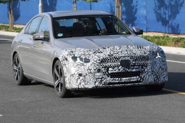 На подходе обновленный Mercedes-Benz C-класса На подходе обновленный Mercedes-Benz C-класса