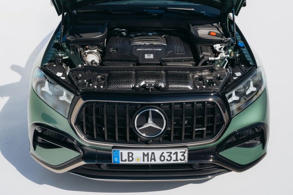 Mercedes-Benz обновил самые мощные GLE и GLS Mercedes-Benz обновил самые мощные GLE и GLS