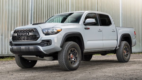 Новости Stellantis: кроссоверы Chrysler и ошибка Ram