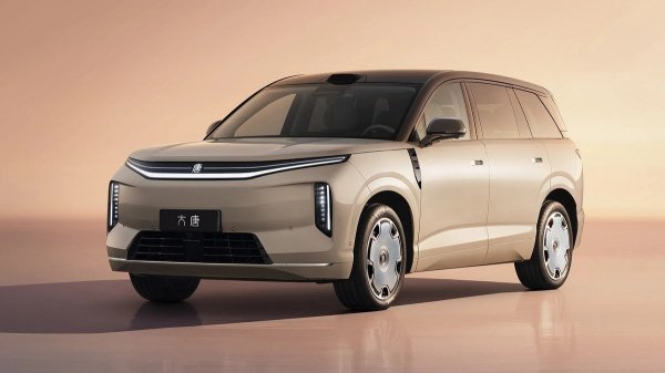 Кроссовер BYD Great Tang: полноценная премьера