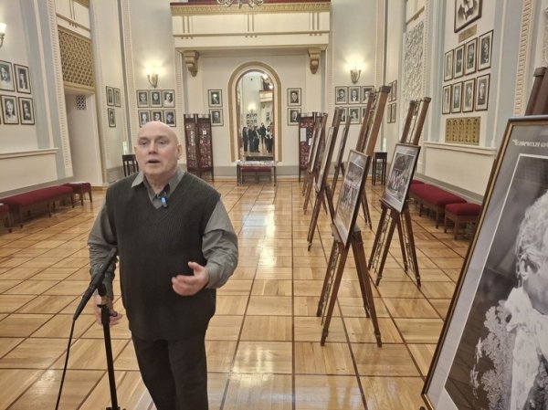 Виктор Сухоруков рассказал, как его &laquo;послала&raquo; Ирина Купченко