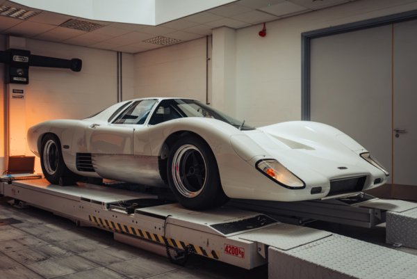 McLaren воссоздал несостоявшийся дорожный спорткар из 60-х McLaren воссоздал несостоявшийся дорожный спорткар из 60-х