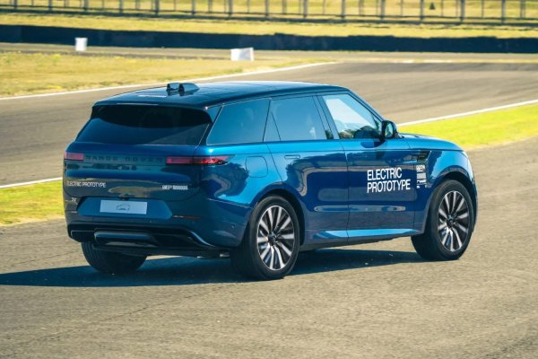 Предпоказ электрического кроссовера Range Rover Sport: по следам флагмана? Предпоказ электрического кроссовера Range Rover Sport: по следам флагмана?