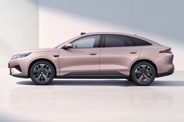 BYD Qin Max возглавит семейство Цинь BYD Qin Max возглавит семейство Цинь
