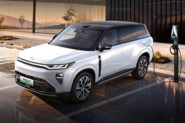 GAC Trumpchi S7 обновился в Китае