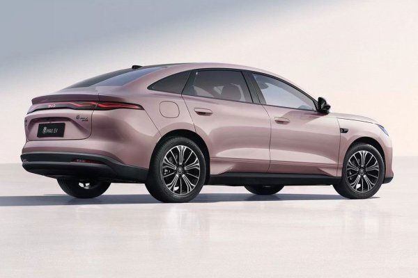 BYD Qin Max возглавит семейство Цинь BYD Qin Max возглавит семейство Цинь