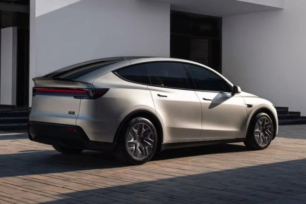 Удлиненная Tesla Model Y L: теперь не только в Китае