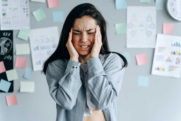 7 привычек, из-за которых память начинает подводить после 30: что мешает мозгу работать лучше 7 привычек, из-за которых память начинает подводить после 30: что мешает мозгу работать лучше