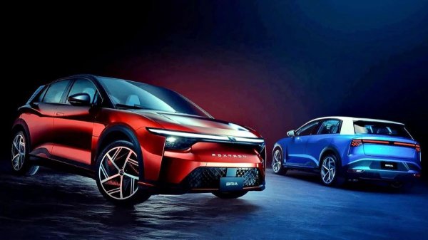 Показан электромобиль Mitsubishi ASX VR-e на базе модели Foxtron Bria Показан электромобиль Mitsubishi ASX VR-e на базе модели Foxtron Bria
