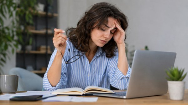 7 привычек, из-за которых память начинает подводить после 30: что мешает мозгу работать лучше 7 привычек, из-за которых память начинает подводить после 30: что мешает мозгу работать лучше