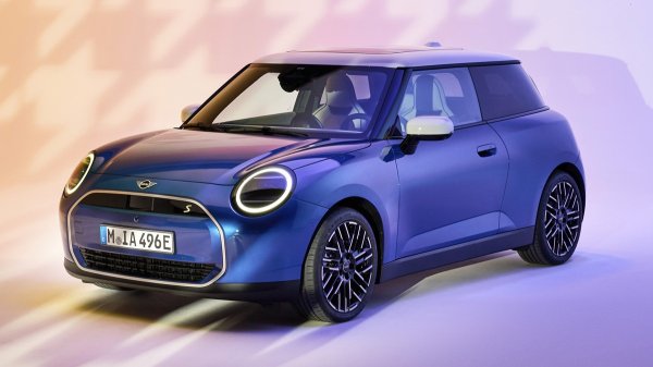 Будущие Mini и BMW первой серии перейдут на задний привод Будущие Mini и BMW первой серии перейдут на задний привод