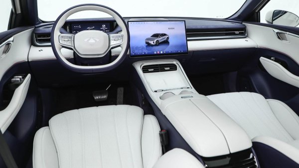 Седан Chery Arrizo 7 готов вернуться из небытия