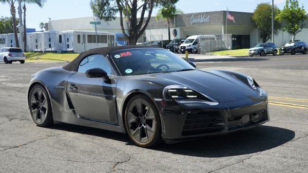 Новые Porsche 718 (Boxster и Cayman): наперекор судьбе