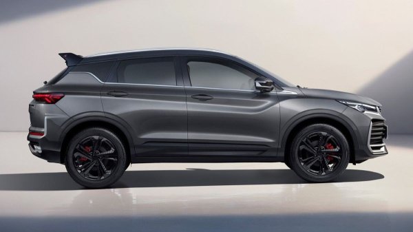 Geely Coolray для России стал &laquo;спортивнее&raquo; и доступнее