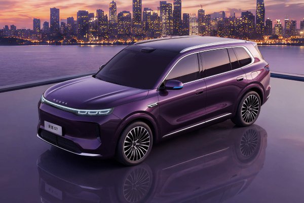 Большой гибрид Roewe Jiayue 07: в ожидании привлекательной цены Большой гибрид Roewe Jiayue 07: в ожидании привлекательной цены