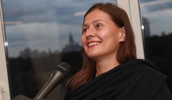 Мария Голубкина поддела Юлию Пересильд Мария Голубкина поддела Юлию Пересильд