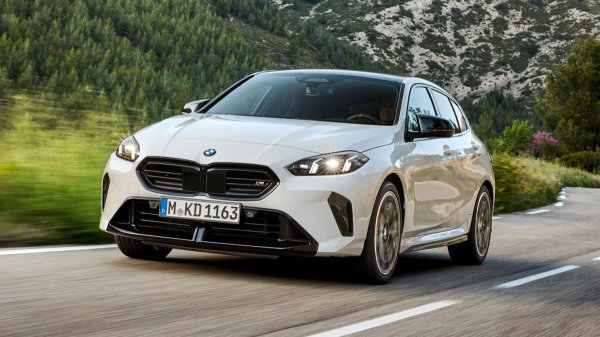 Будущие Mini и BMW первой серии перейдут на задний привод Будущие Mini и BMW первой серии перейдут на задний привод