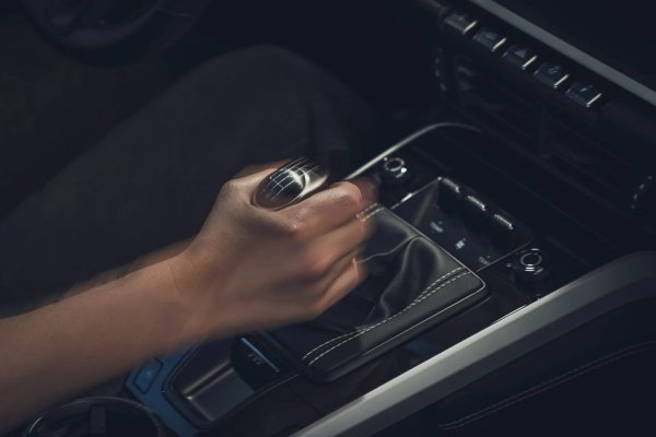 На Porsche 911 Carrera S вернулась &laquo;механика&raquo;, но не для всех рынков
