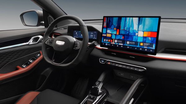 Geely Coolray для России стал &laquo;спортивнее&raquo; и доступнее