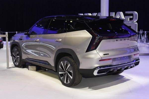 Geely Boyue L (Atlas) получил гибридную установку и лидар