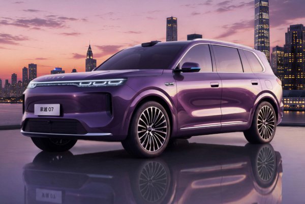 Большой гибрид Roewe Jiayue 07: в ожидании привлекательной цены Большой гибрид Roewe Jiayue 07: в ожидании привлекательной цены