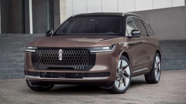 Кроссовер Lincoln Nautilus обрел новое лицо Кроссовер Lincoln Nautilus обрел новое лицо