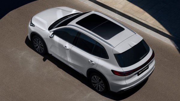 Последовательный гибрид Geely EX5 EM-R для России: комплектации и цены