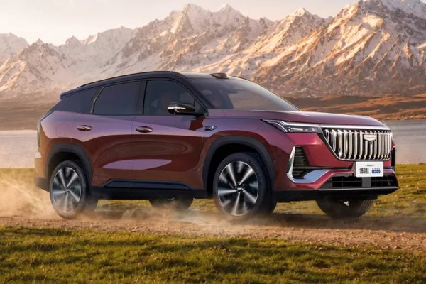 Geely Boyue L (Atlas) повторно обновился в Китае
