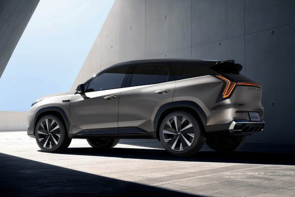 Geely Boyue L (Atlas) повторно обновился в Китае