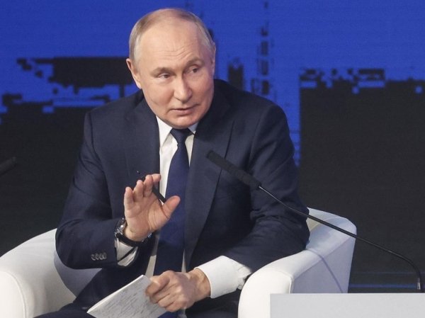 Путин ответил на вопрос МК о поставках бензина из-за рубежа